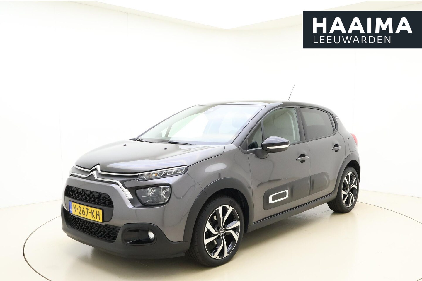 Citroën C3 - 1.2 PureTech 110pk Shine | Automaat | Camera achter | DAB+ | Navigatie | 17 inch Licht Met - AutoWereld.nl