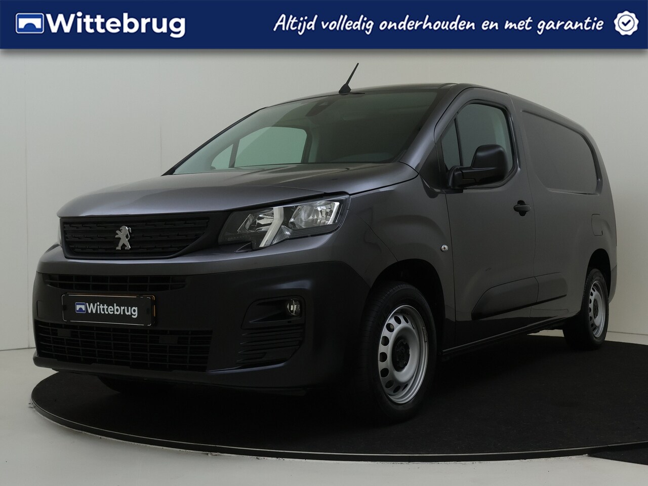 Peugeot Partner - 1.5 BlueHDi 100 S&S L2 | RIJKLAAR! | Navigatie|  3-Zits | Betimmering - AutoWereld.nl