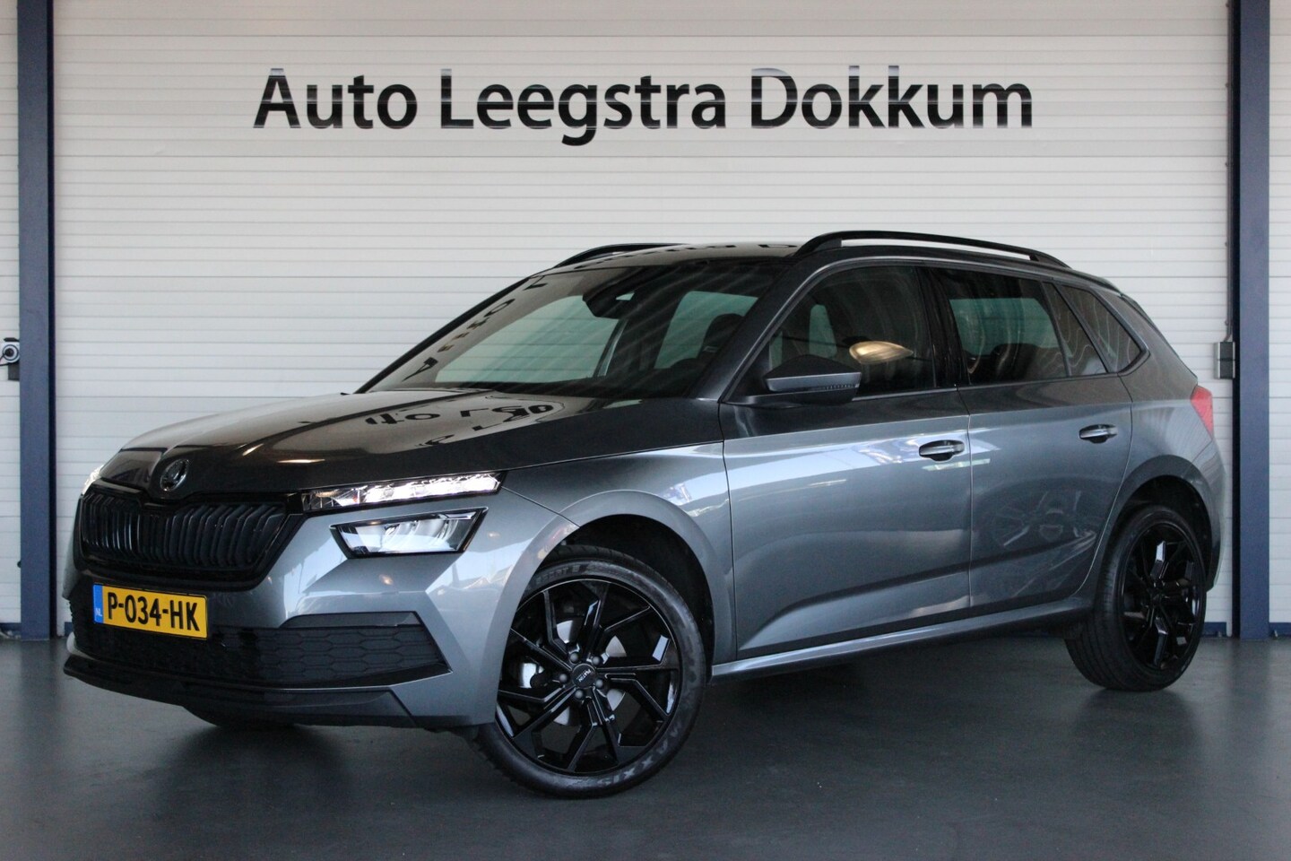 Skoda Kamiq - 1.0 TSI Sport Business Pano | Virtual Cockpit | Clima | LED | Carplay | Sportstoelen | 18" - AutoWereld.nl