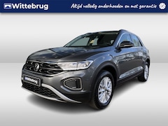 Volkswagen T-Roc - 1.0 TSI 110pk Life / Metallic/ Digitale Cockpit Cockpit / Stoelverwarming / Clima/ App-con