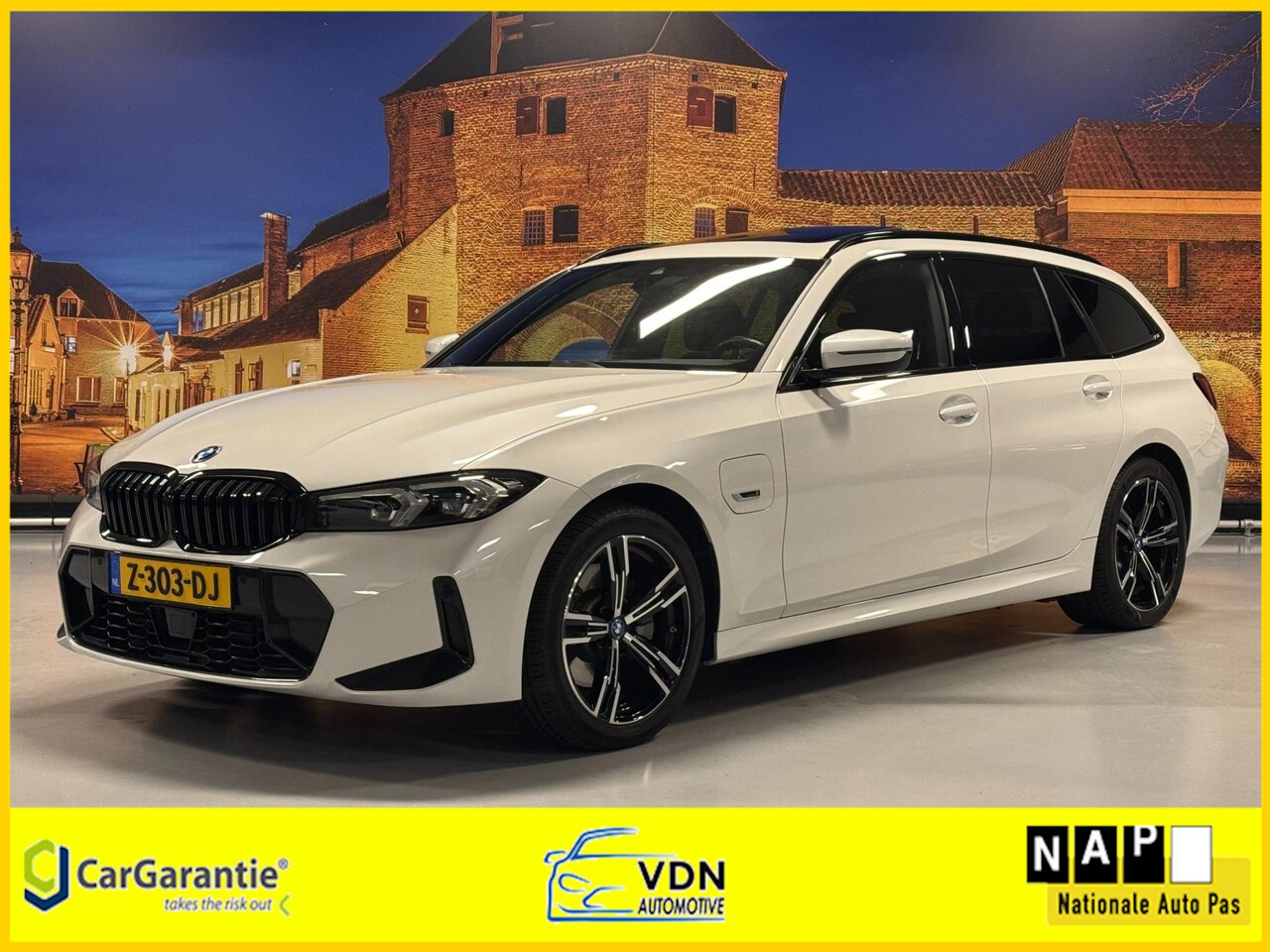 BMW 3-serie Touring - 320e Hybrid M-Sport Facelift Panodak Leer - AutoWereld.nl