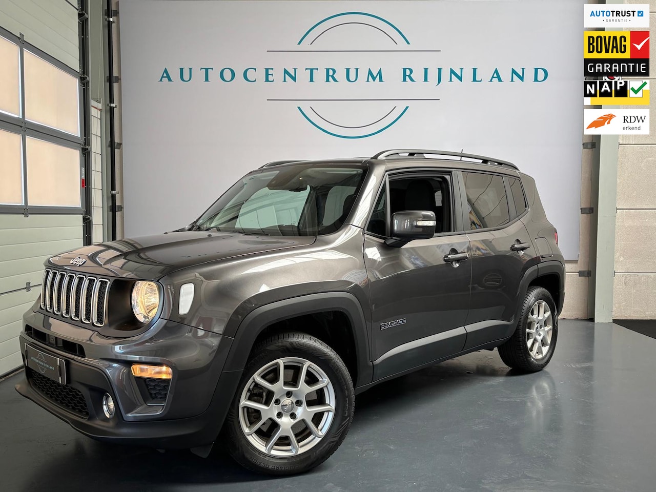Jeep Renegade - 4xe 240 Plug-in Hybrid Electric Limited Lease Ed. BOVAG GARANTIE - AutoWereld.nl