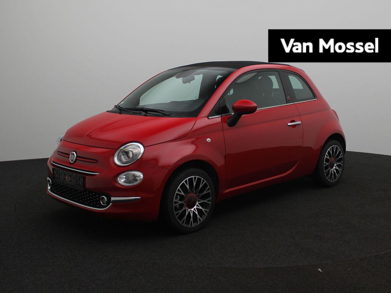 Fiat 500 - 1.0 Hybrid Red | Navigatie | Climate Control | 16'' LM Velgen | Digitale KM teller | Apple - AutoWereld.nl