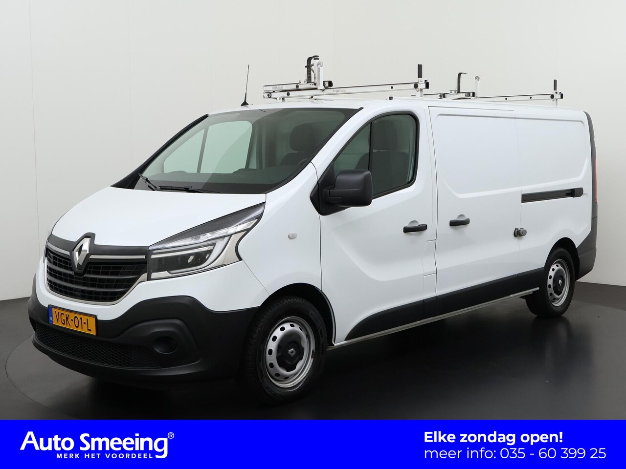 Renault Trafic - 2.0 dCi 145 T29 L2H1 Automaat | Trekhaak | Schuifdeur Links+Rechts | Zondag Open! - AutoWereld.nl