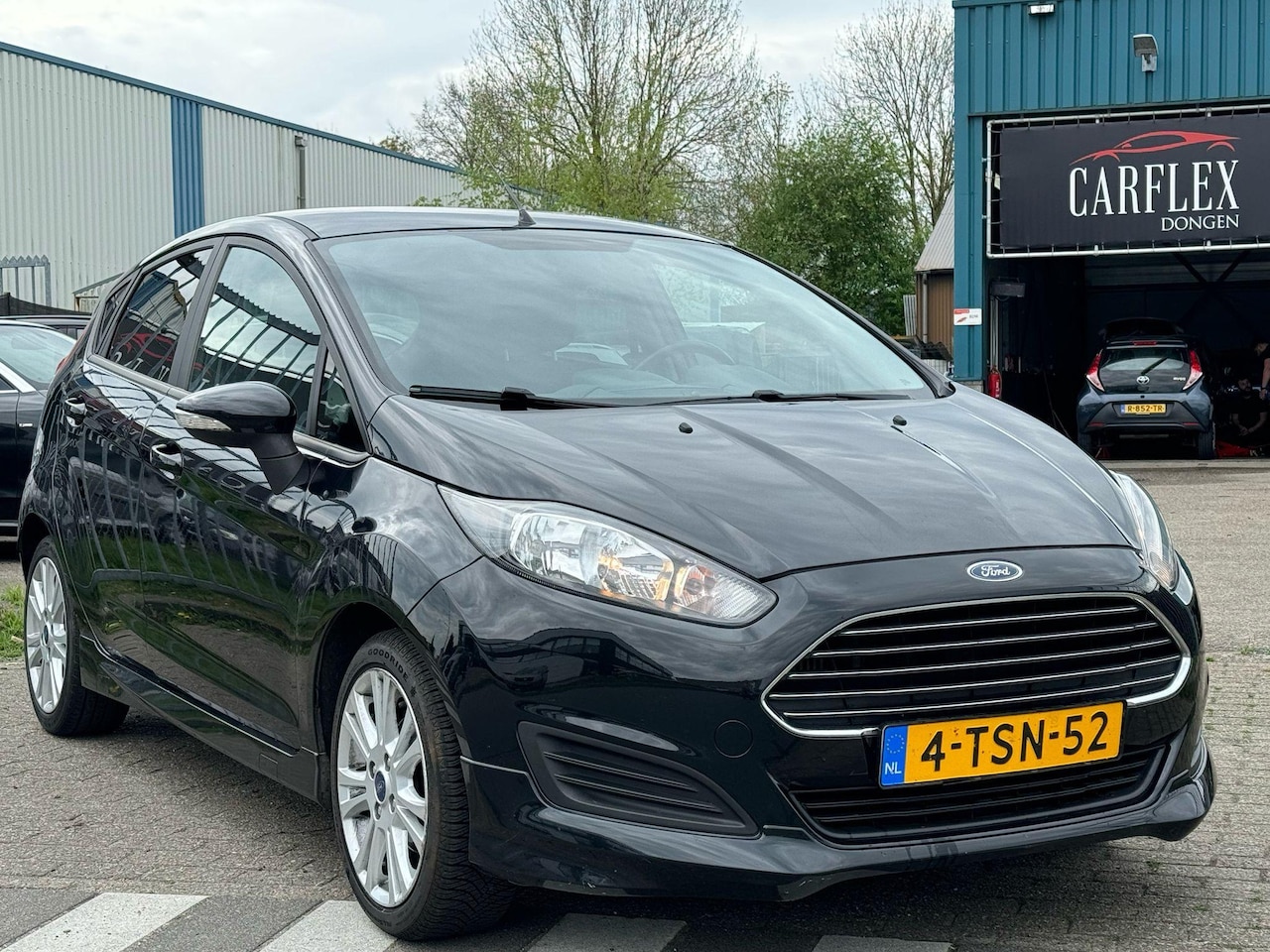 Ford Fiesta - 1.0 EcoBoost Hot Hatch 5-deurs/NAP/Navi/Airco - AutoWereld.nl