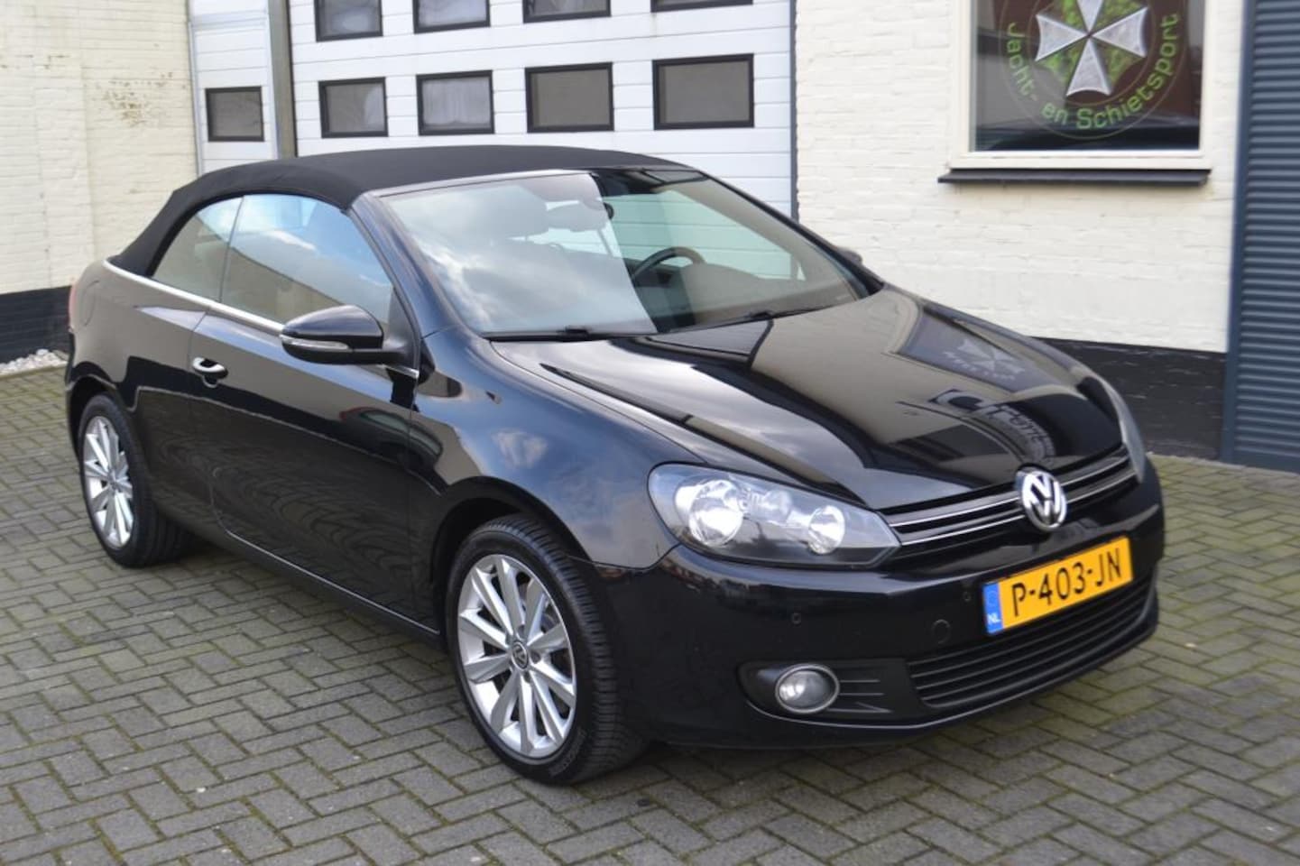 Volkswagen Golf Cabriolet - 1.4 TSI AUTOMATIC/LEDER/NAVI/EL.KAP - AutoWereld.nl