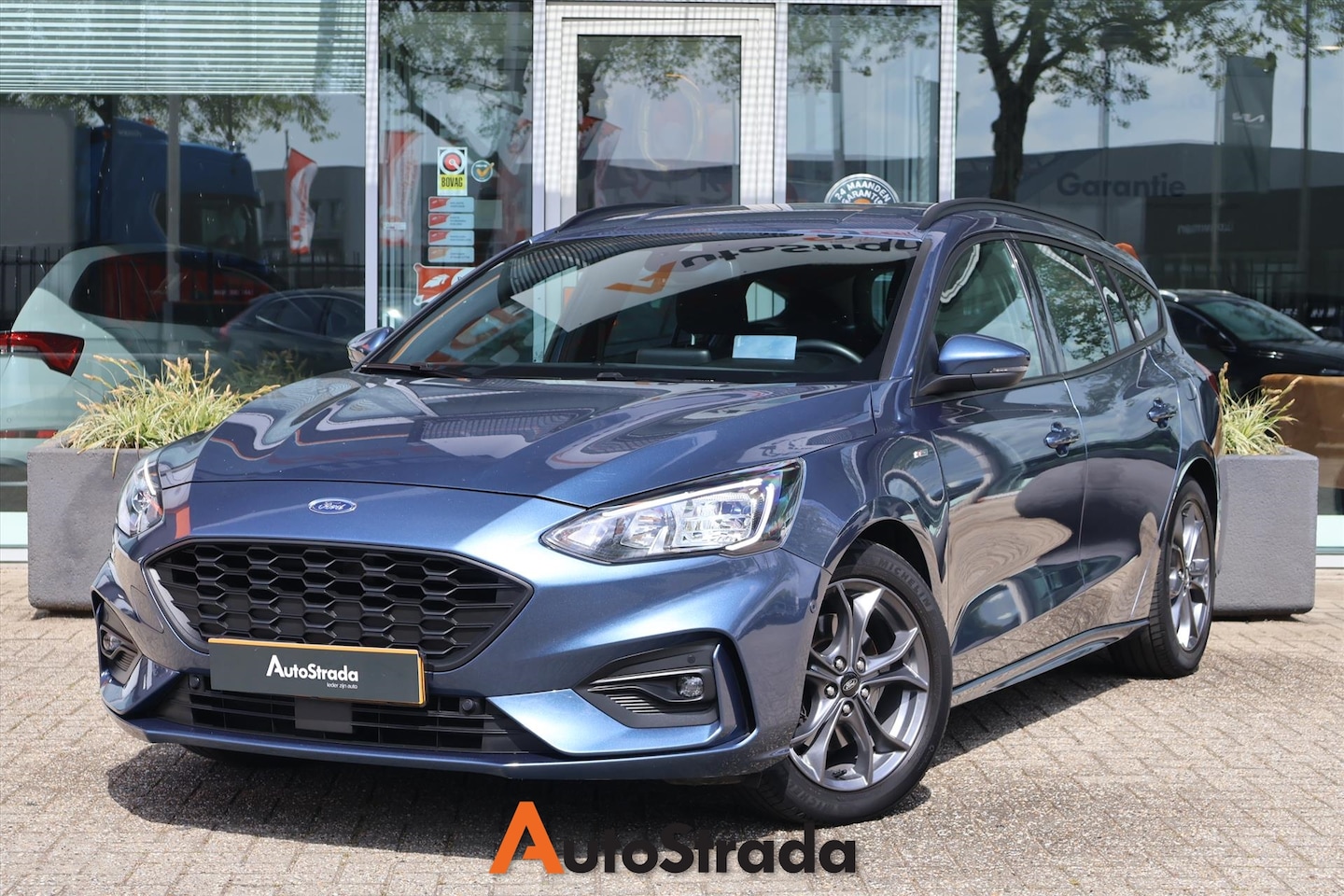 Ford Focus Wagon - 1.5 ST-Line EcoBoost 150pk | Camera | Keyless | Adaptive | Climate | Navi | Dodehoek - AutoWereld.nl