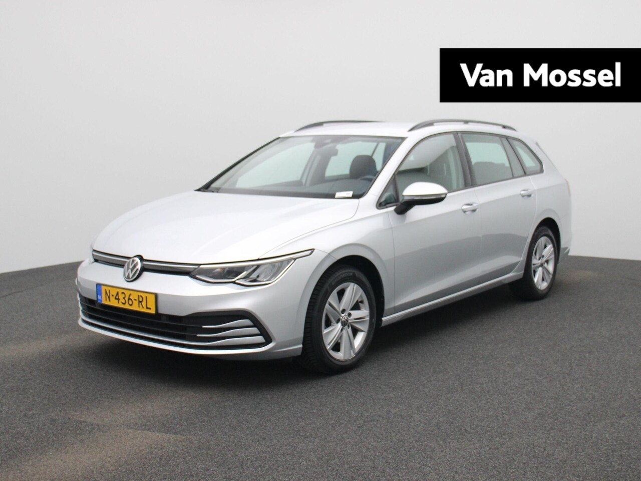 Volkswagen Golf Variant - 1.0 eTSI Life | Automaat | LMV | Parkeer sensoren | Navigatie | Virtual cockpit | Climate - AutoWereld.nl