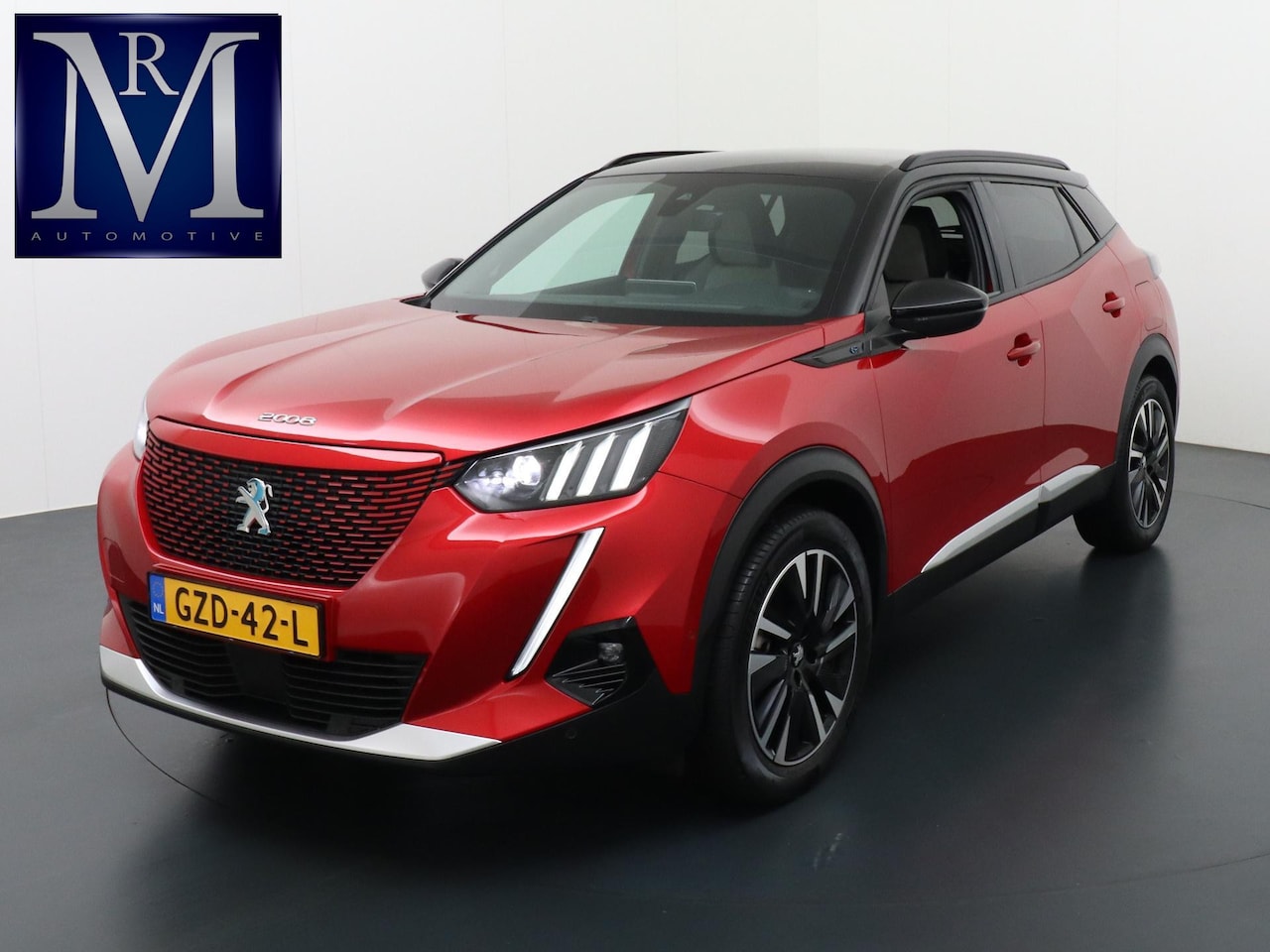 Peugeot e-2008 - EV GT Pack 50 kWh VAN: 22.900,- VOOR 18.877,- UW LENTEVOORDEEL: 4.023,-| 3 FASE | RIJKLAAR - AutoWereld.nl