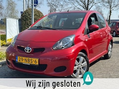 Toyota Aygo - 1.0-12V Aspiration Red automaat apple carplay