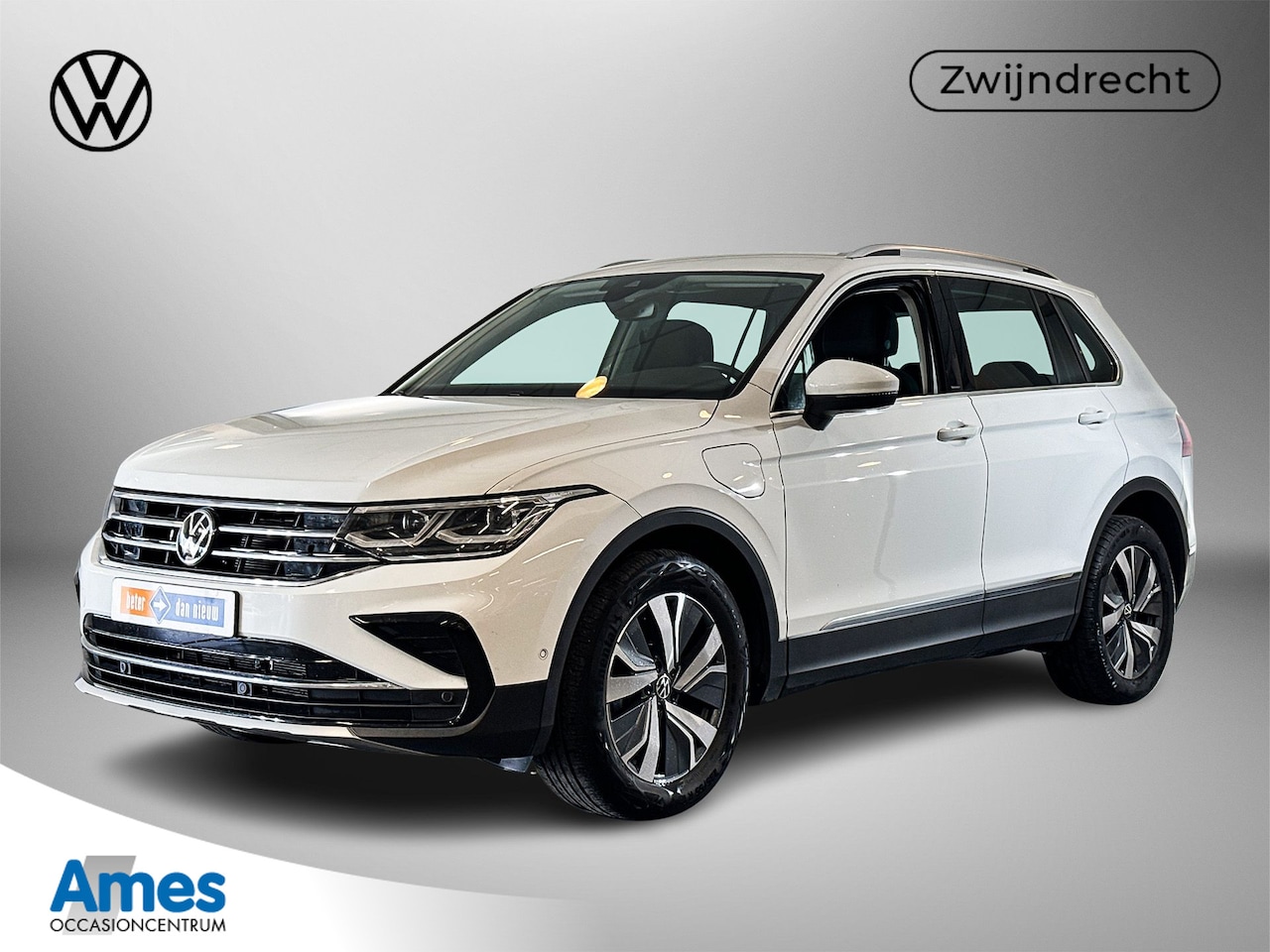 Volkswagen Tiguan - 1.4 245pk eHybrid Elegance / Dodehoeksensoren / Adaptive Cruise Control / Parkeersensoren - AutoWereld.nl