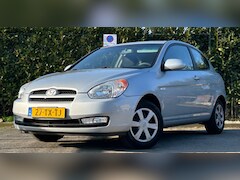 Hyundai Accent - 1.4i Dynamic|NAP|NweAPK|Airco|CentraleDVG|