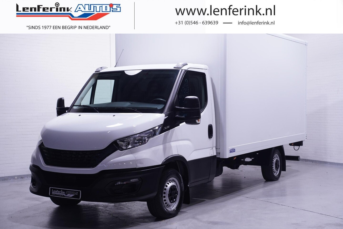 Iveco Daily - 35S16 160 pk Bakwagen met Laadklep Airco ECC Audio DAB+, Enkel Lucht, 3-Zits - AutoWereld.nl