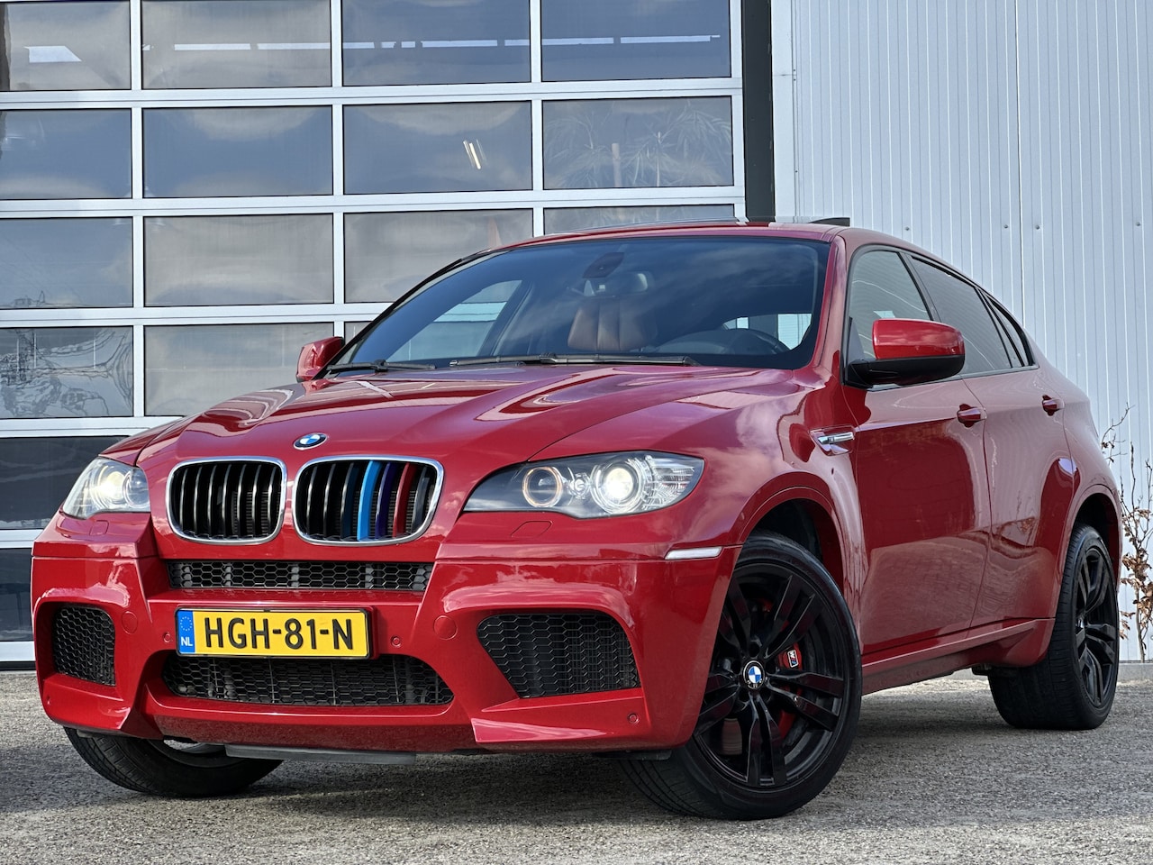BMW X6 - 4.4i M High Executive 555pk | Bi-Xenon | Elektrisch glazen schuif-/kanteldak | Luchtvering - AutoWereld.nl