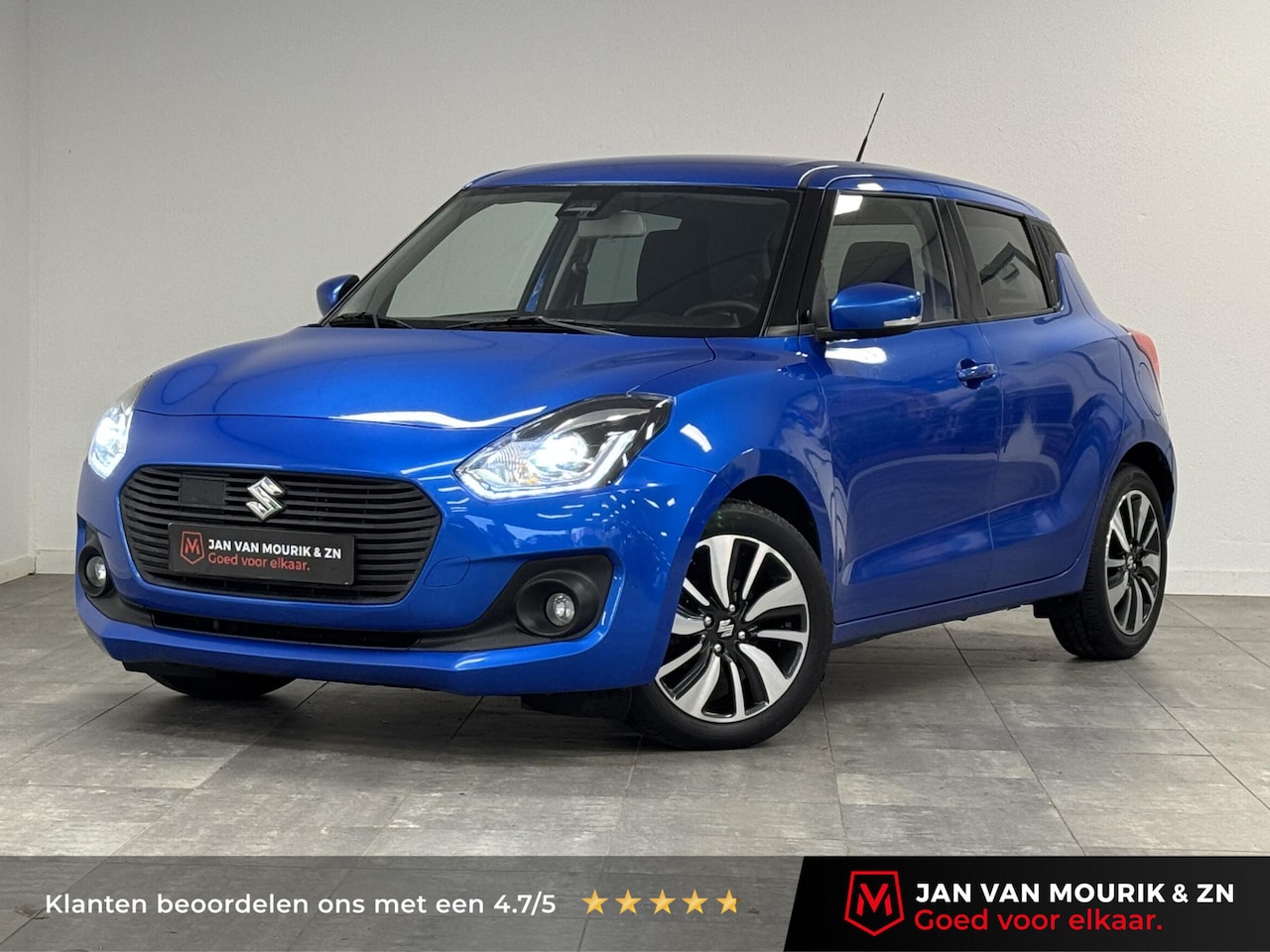 Suzuki Swift - 1.2 Stijl Smart Hybrid | Navigatie | stoelverwarming| Sport | - AutoWereld.nl