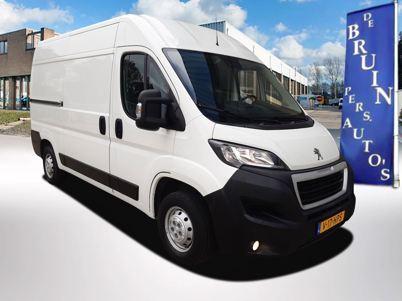 Peugeot Boxer - 2.2 BlueHDi 140 Pk L2/H2 Airco Cruise Control Navigatie - AutoWereld.nl