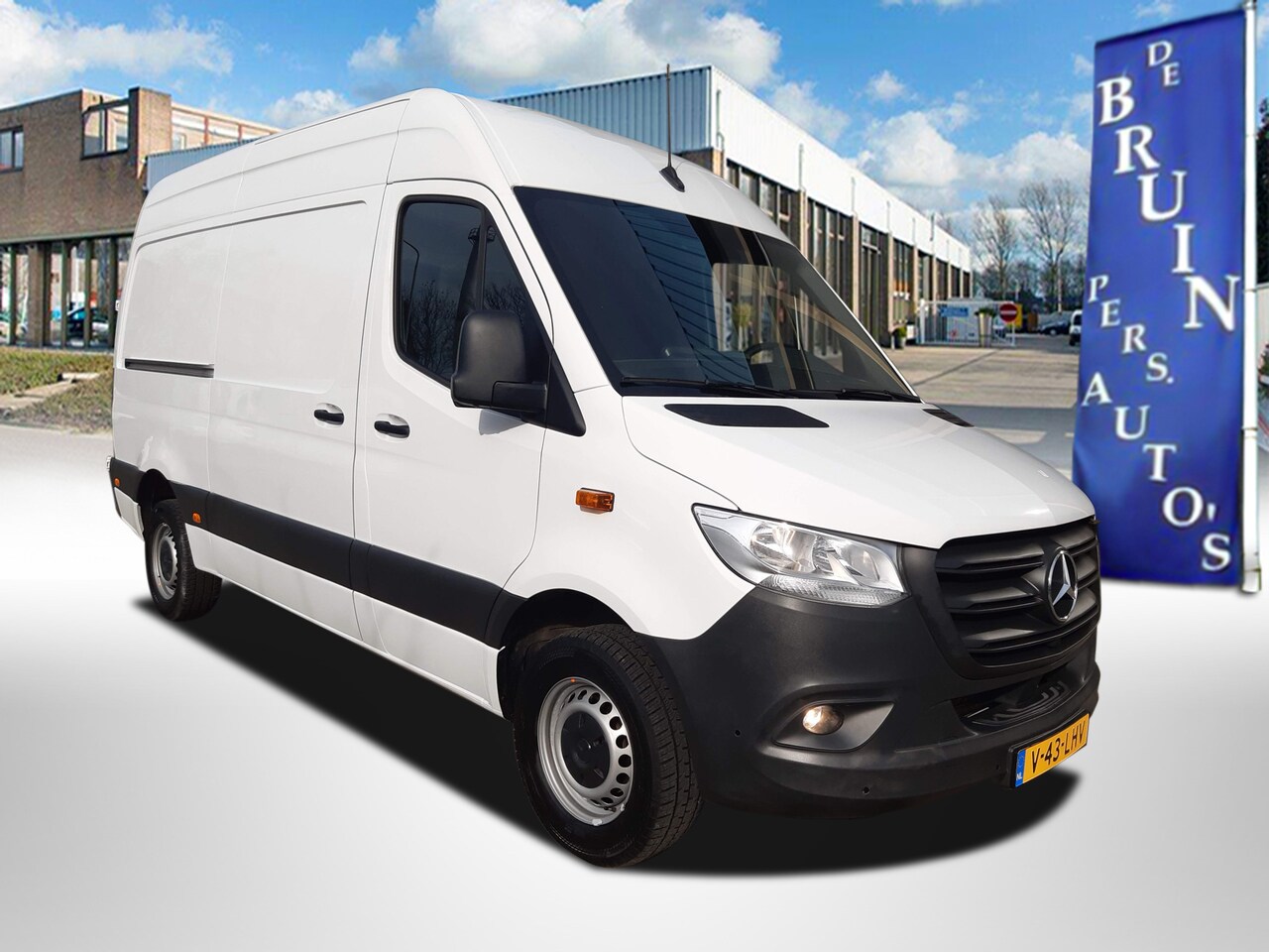 Mercedes-Benz Sprinter - 317 CDI L2H2 RWD MBux Camera PDC Navi Airco Cruisecontrol - ZONDER KRASSEN OF DEUKEN - - AutoWereld.nl
