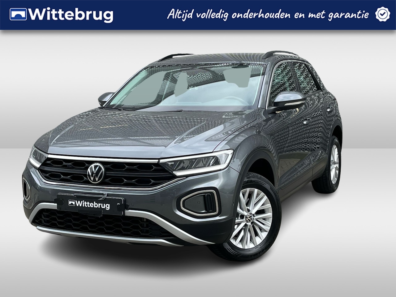Volkswagen T-Roc - 1.0 TSI 110PK Life / Parkeersensoren V+A / Stoelverwarming / Digitale Cockpit / Wireless A - AutoWereld.nl
