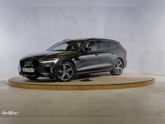 Volvo V60 - 2.0 T8 Recharge AWD Plus Dark | Long range | Zwenkbare Trekhaak | Panorama dak | Bowers Wi