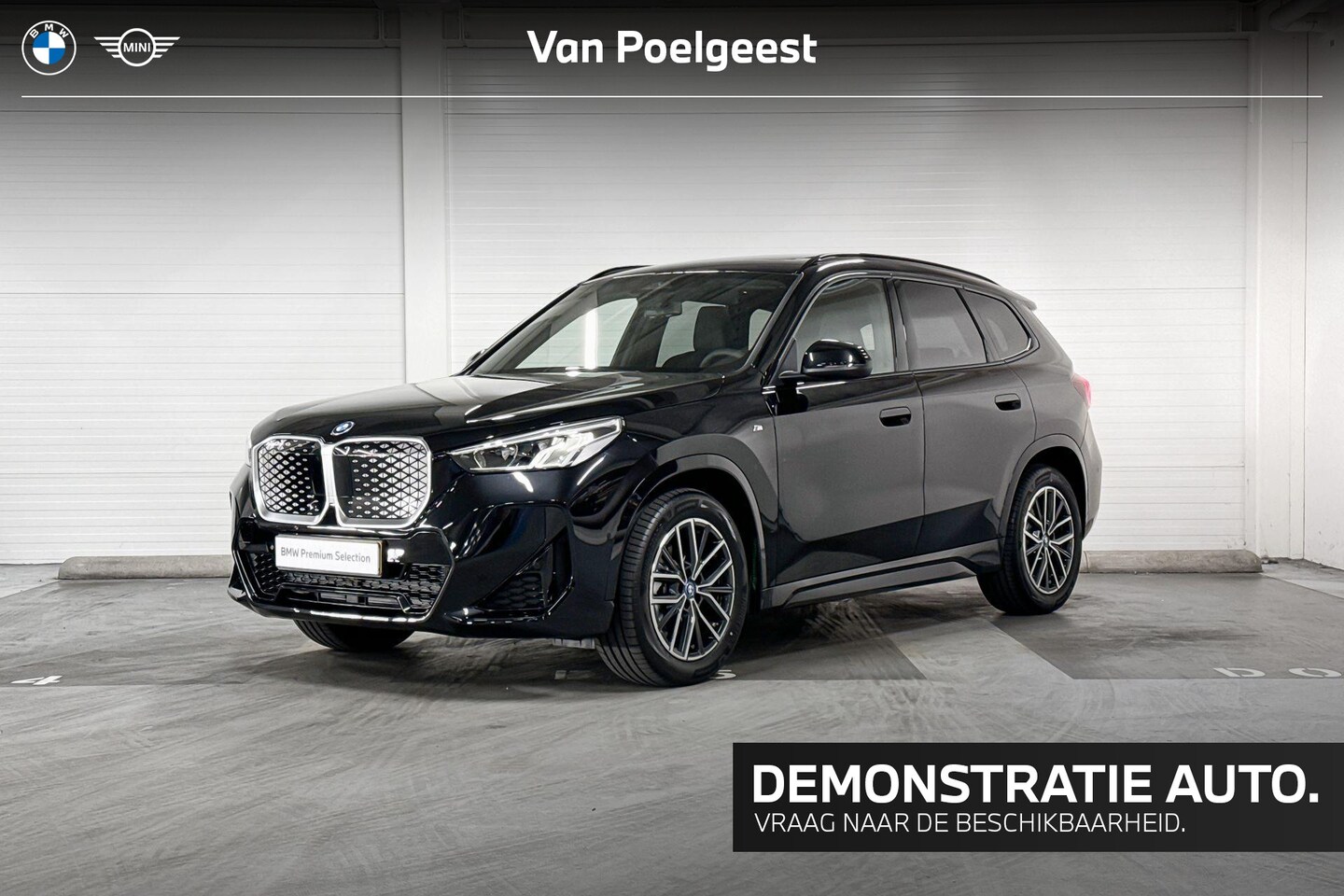 BMW iX1 - eDrive20 | M-Sport | Travel Pack | Driving Assistant | Panoramadak - AutoWereld.nl