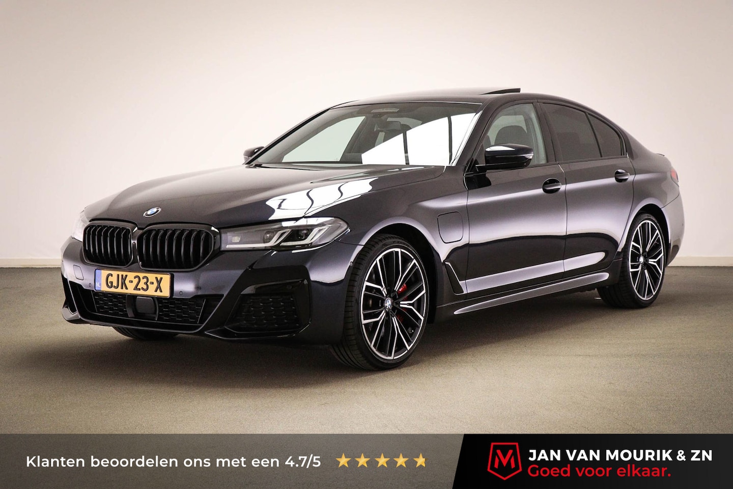 BMW 5-serie - 545e xDrive M-Sport High Executive | HEAD UP | HARMAN KARDON | DRIVING ASSISTANT / AUDIO M - AutoWereld.nl
