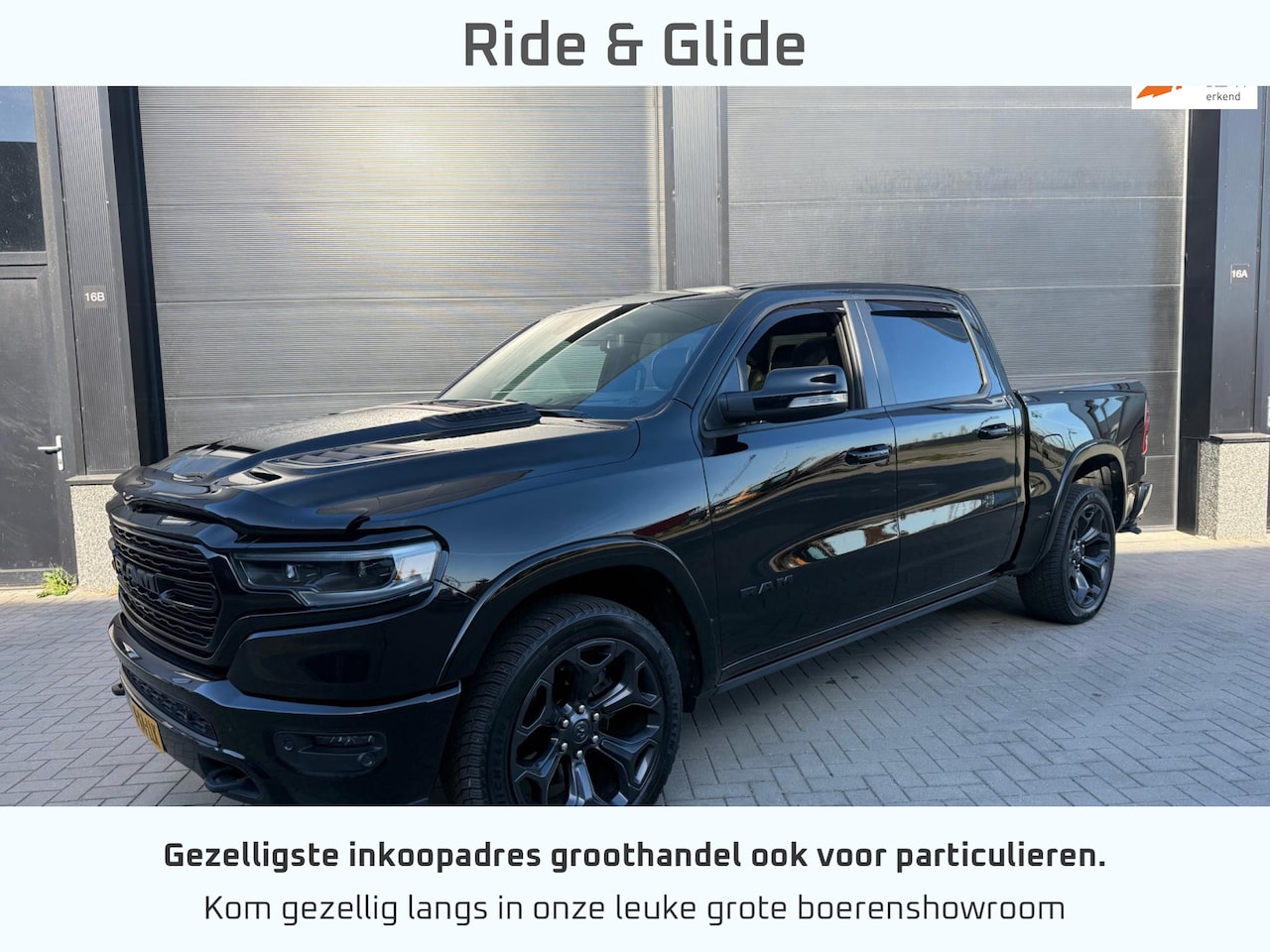 Dodge Ram 1500 - 5.7 V8 4x4 Crew Cab Limited full ops black pack pano - AutoWereld.nl