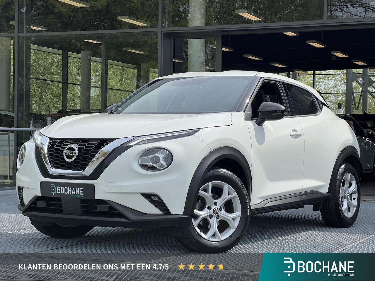 Nissan Juke - 1.0 DIG-T N-Connecta | Navigatie | Achteruitrijcamera | Stoelverwarming | Voorruitverwarmi - AutoWereld.nl