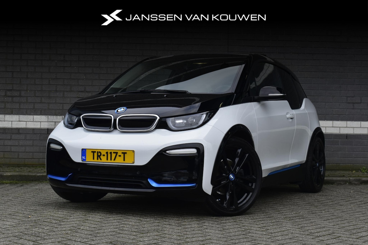 BMW i3 - S iPerformance 94Ah 33 kWh / 90% SOH / Panoramadak / 20" Velgen / Harman&Kardon - AutoWereld.nl