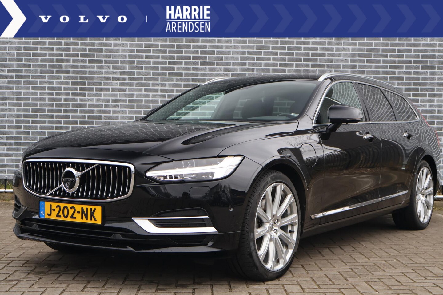 Volvo V90 - 2.0 T8 AWD Inscription | Luchtvering | 360 camera | DAB+ | Head-up display | Adaptieve ver - AutoWereld.nl