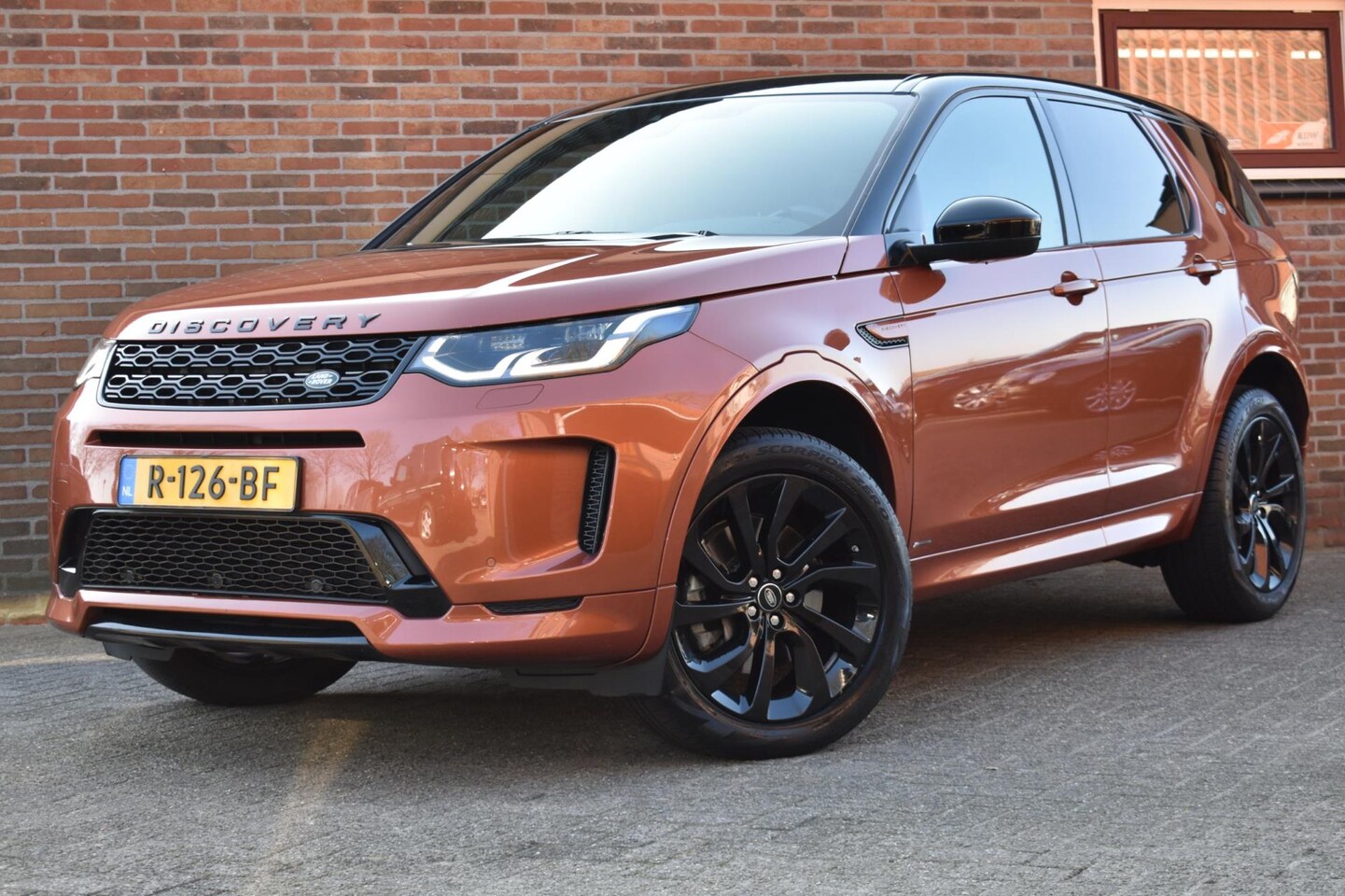 Land Rover Discovery Sport - D180 2.0 R-Dynamic HSE '19 Pano Clima Navi Cruise Inruil mogelijk - AutoWereld.nl