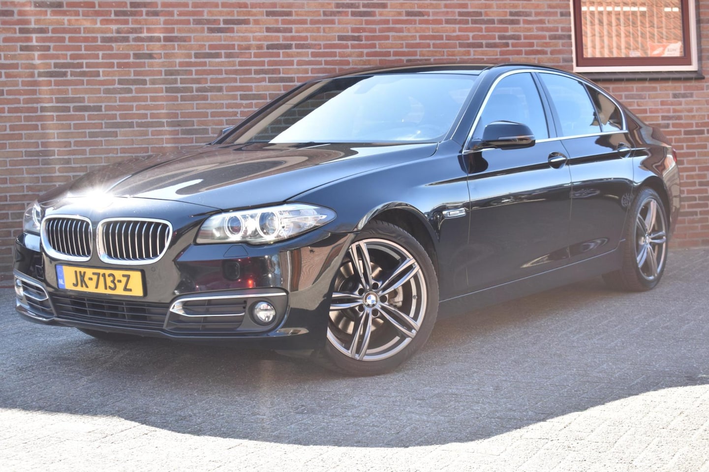 BMW 5-serie - 520d Corporate Lease High Executive '16 Xenon Leder Clima Navi Cruise Inruil mogelijk - AutoWereld.nl