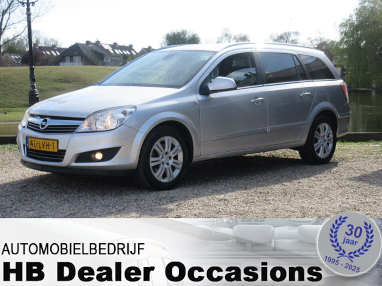 Opel Astra Wagon - 1.6 Cosmo - Airco - Navigatie - Leer - AutoWereld.nl