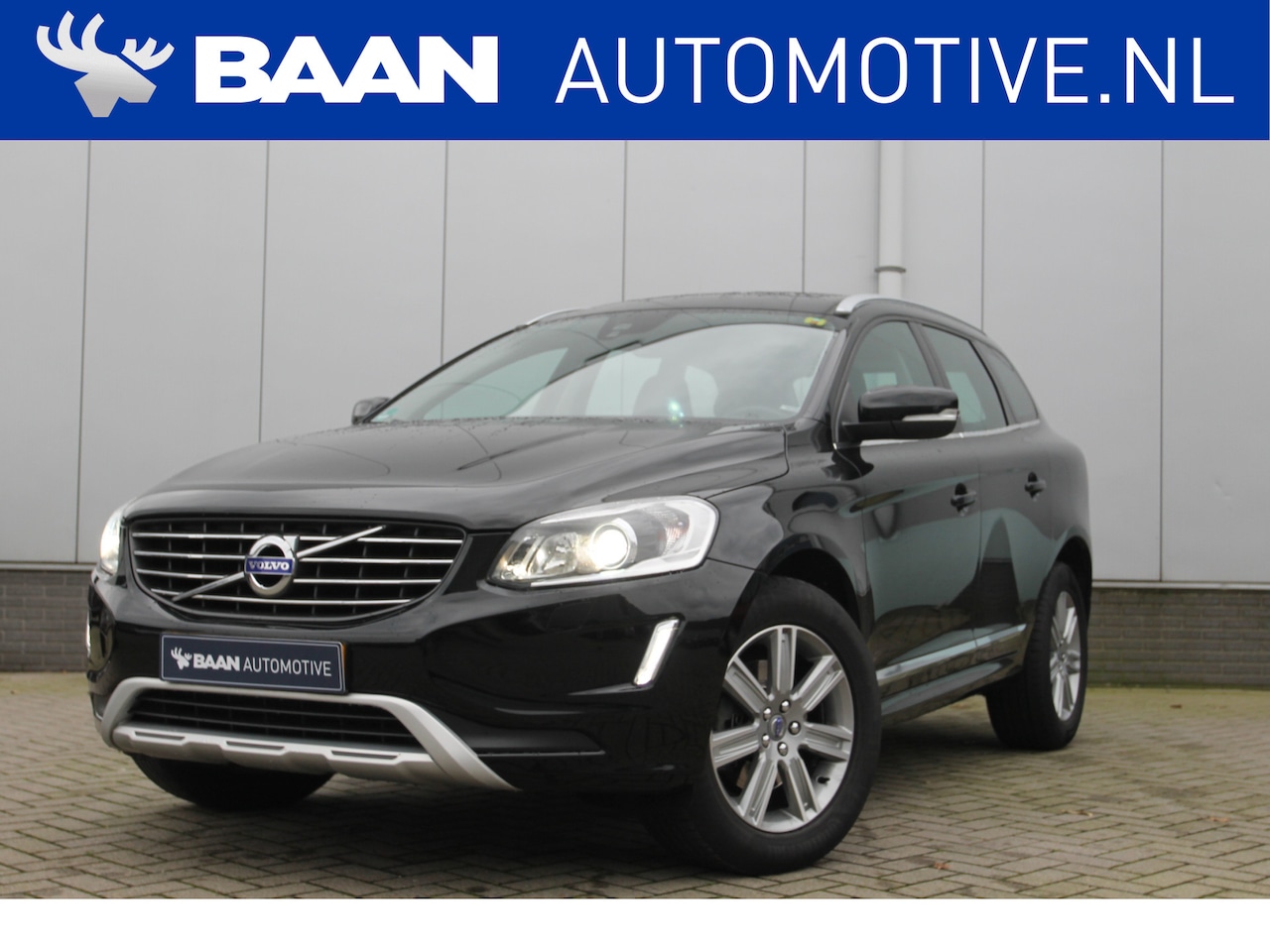 Volvo XC60 - 2.0 T5 FWD Summum | 1e eigenaar! | Panodak | Trekhaak | Nieuwe distributie | - AutoWereld.nl