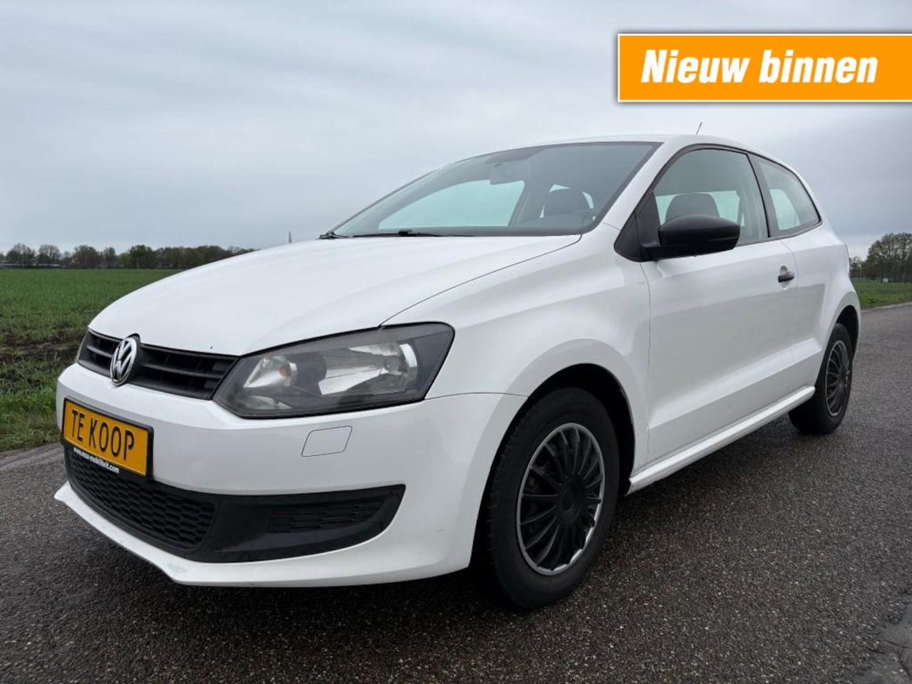 Volkswagen Polo - 1.2 COMFORT / AIRCO / MEDIA / STOELVERWARMING - AutoWereld.nl