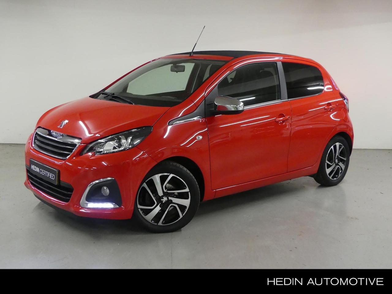 Peugeot 108 - 1.0 e-VTi Allure TOP! | Vouwdak | Climate Control | Camera | Cruise Control | Apple Carpla - AutoWereld.nl