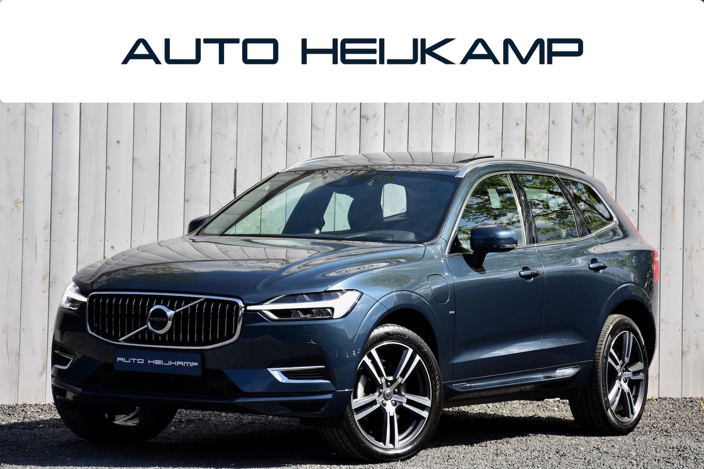 Volvo XC60 - 2.0 Recharge T6 AWD Inscription | B&W | Pano-dak | Trekhaak | - AutoWereld.nl