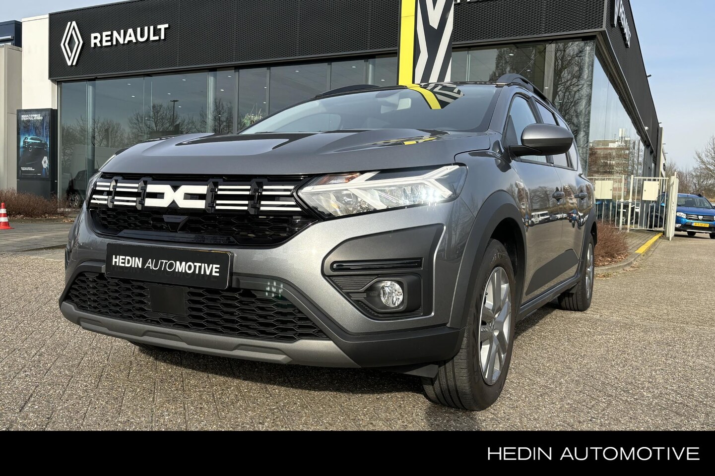 Dacia Jogger - 1.6 Hybrid 140 Expression 7p. | Trekhaak | Clima - AutoWereld.nl