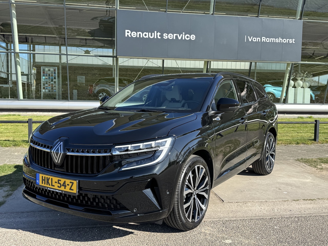 Renault Espace - E-Tech full hybrid 200 PK iconic 7-persoons / Dealer Onderhouden / Pack Advanced Driving A - AutoWereld.nl