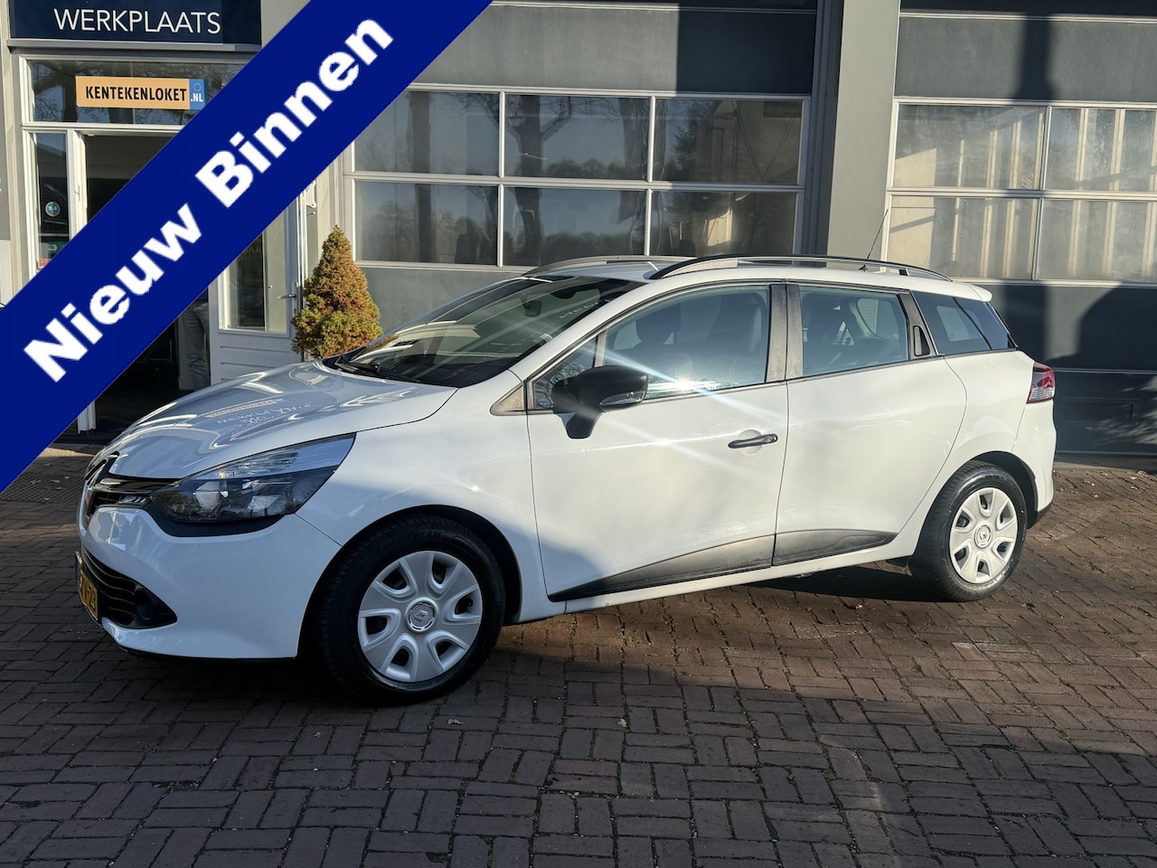 Renault Clio Estate - 0.9 TCe Authentique 01-2014 71.736 KM - AutoWereld.nl