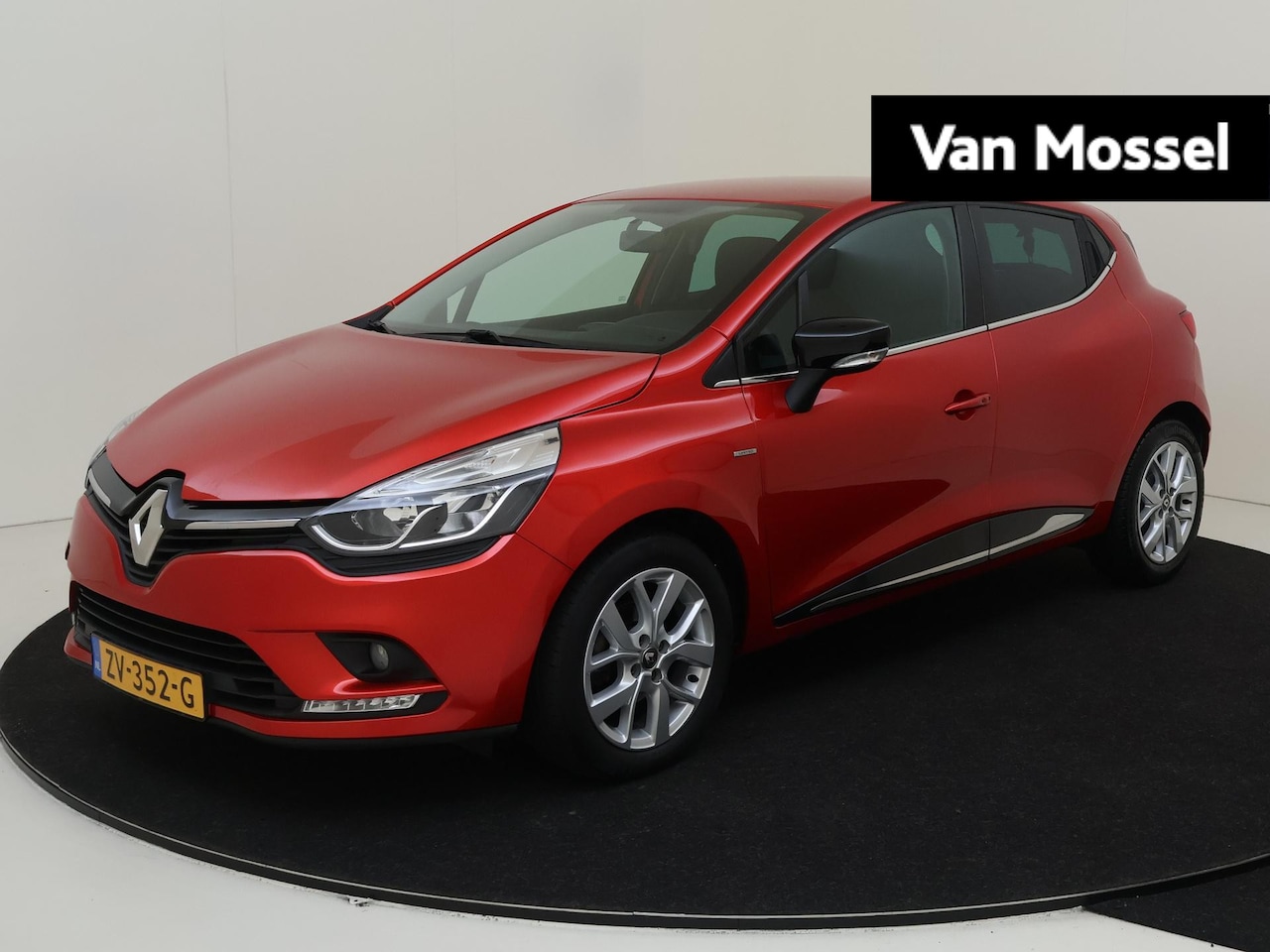 Renault Clio - 0.9 TCe Limited | Navigatie | Airco | Parkeersensoren achter - AutoWereld.nl