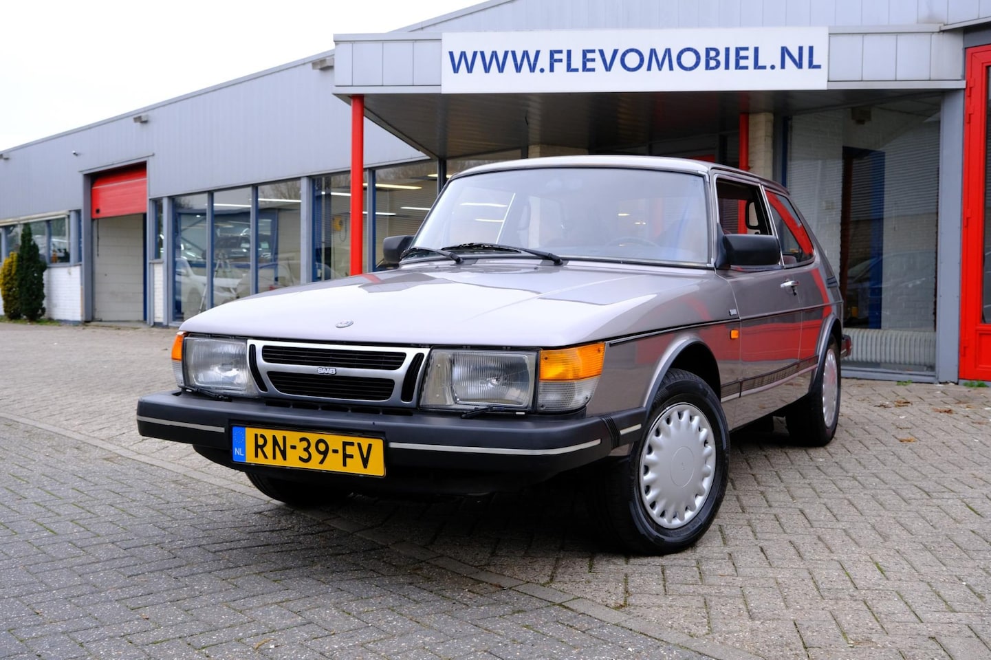 Saab 900 Coupé - 2.0 C Automaat Oldtimer|Orig.NL!| - AutoWereld.nl