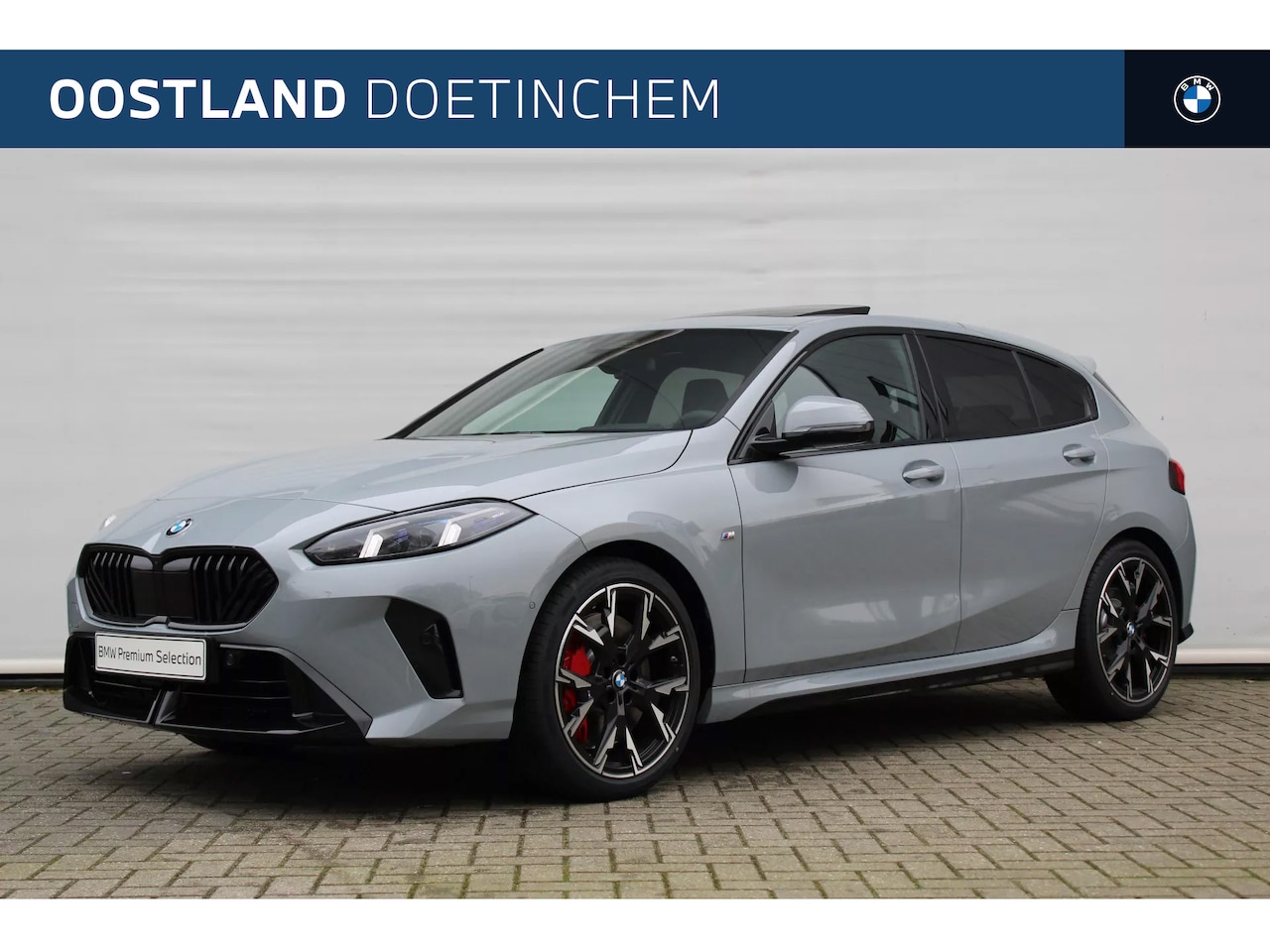 BMW 1-serie - 120 High Executive M Sport Automaat / Panoramadak / Sportstoelen / Adaptieve LED / M Adapt - AutoWereld.nl
