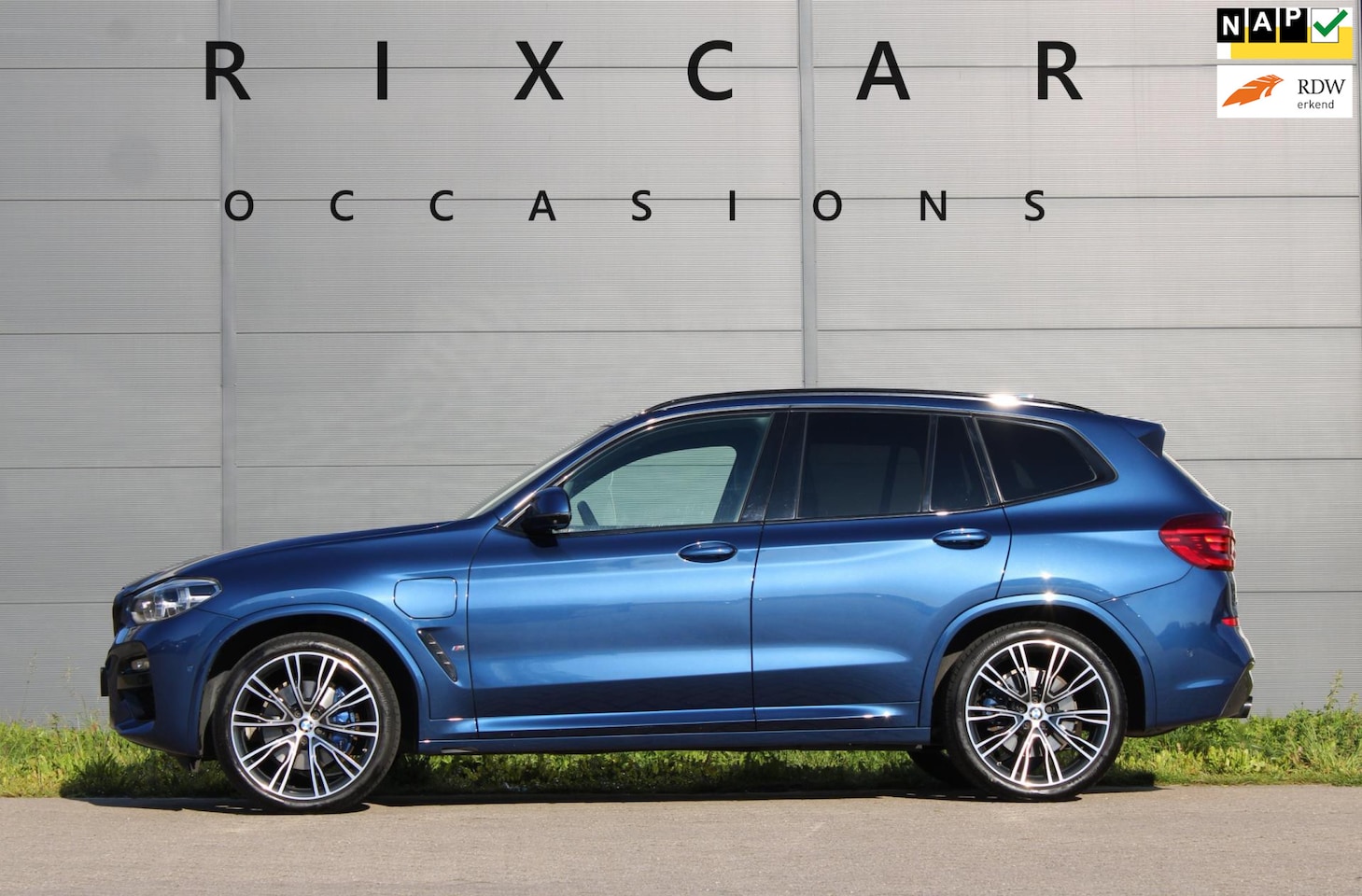 BMW X3 - XDrive30e Executive M-Pakket HarmanKardon 360Camera - AutoWereld.nl