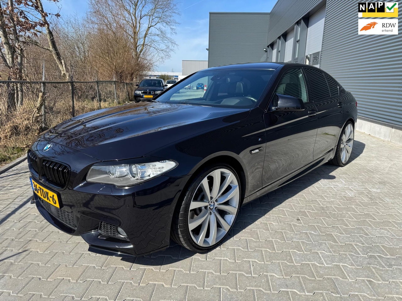 BMW 5-serie - 528i M Sport nwe motor!! bom vol opties!! 21inch! alleen deze week 12900 - AutoWereld.nl
