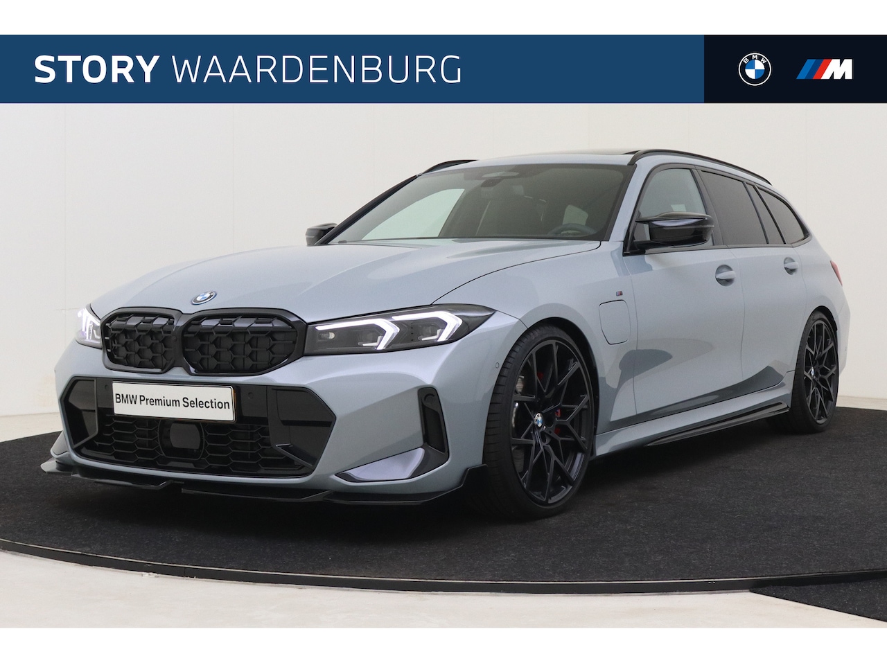 BMW 3-serie Touring - 330e High Executive M Sport Automaat / Panoramadak / Sportstoelen / Stoelverwarming / Adap - AutoWereld.nl