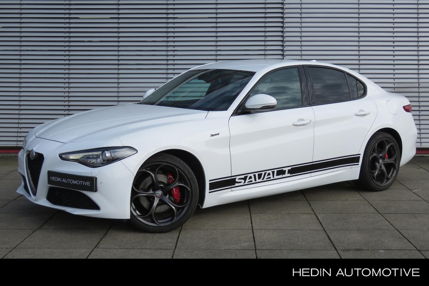 Alfa Romeo Giulia - 2.0T Sprint | Automaat | 208pk SAVALI - Edition | 19'' Velgen | Veloce Interieur | Adaptie - AutoWereld.nl