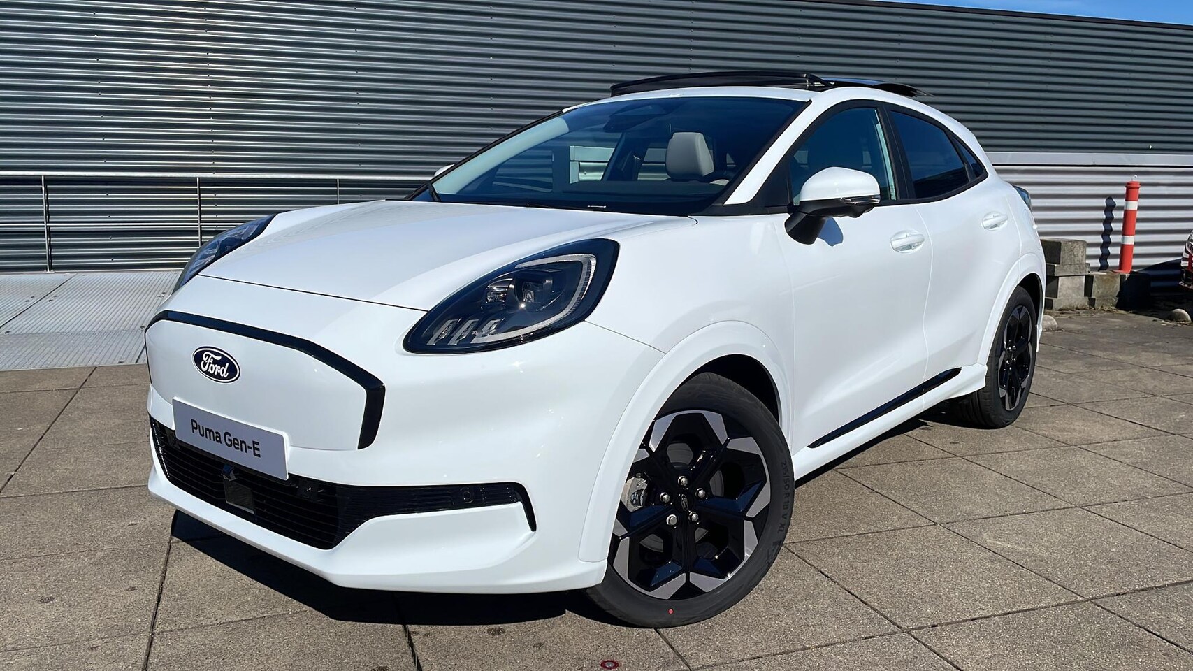 Ford Puma Gen-E - Premium 44 kWh Nu in Naaldwijk in de showroom - AutoWereld.nl