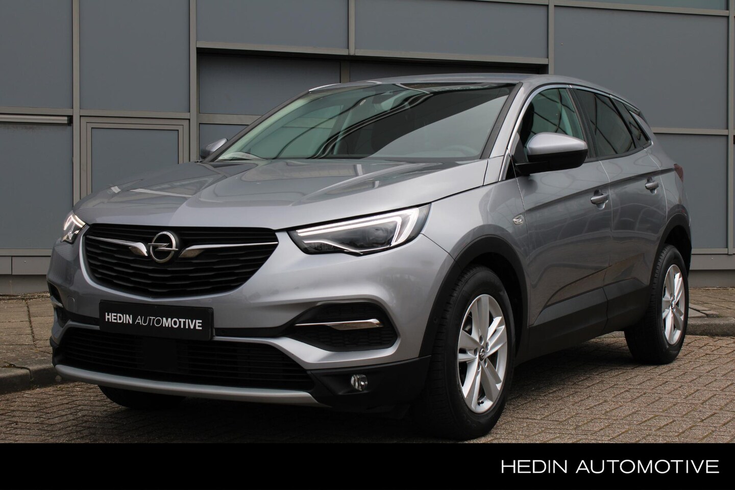Opel Grandland X - 1.2 Turbo Automaat Business Executive | Navigatie | Camera | Cruise Control | Elek. Achter - AutoWereld.nl
