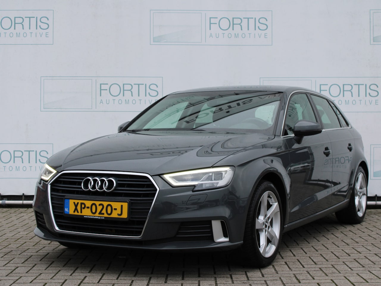 Audi A3 Sportback - 30 TFSI Sport Lease Edition NL AUTO | PDC | NAVI | SPORTSTOELEN | - AutoWereld.nl