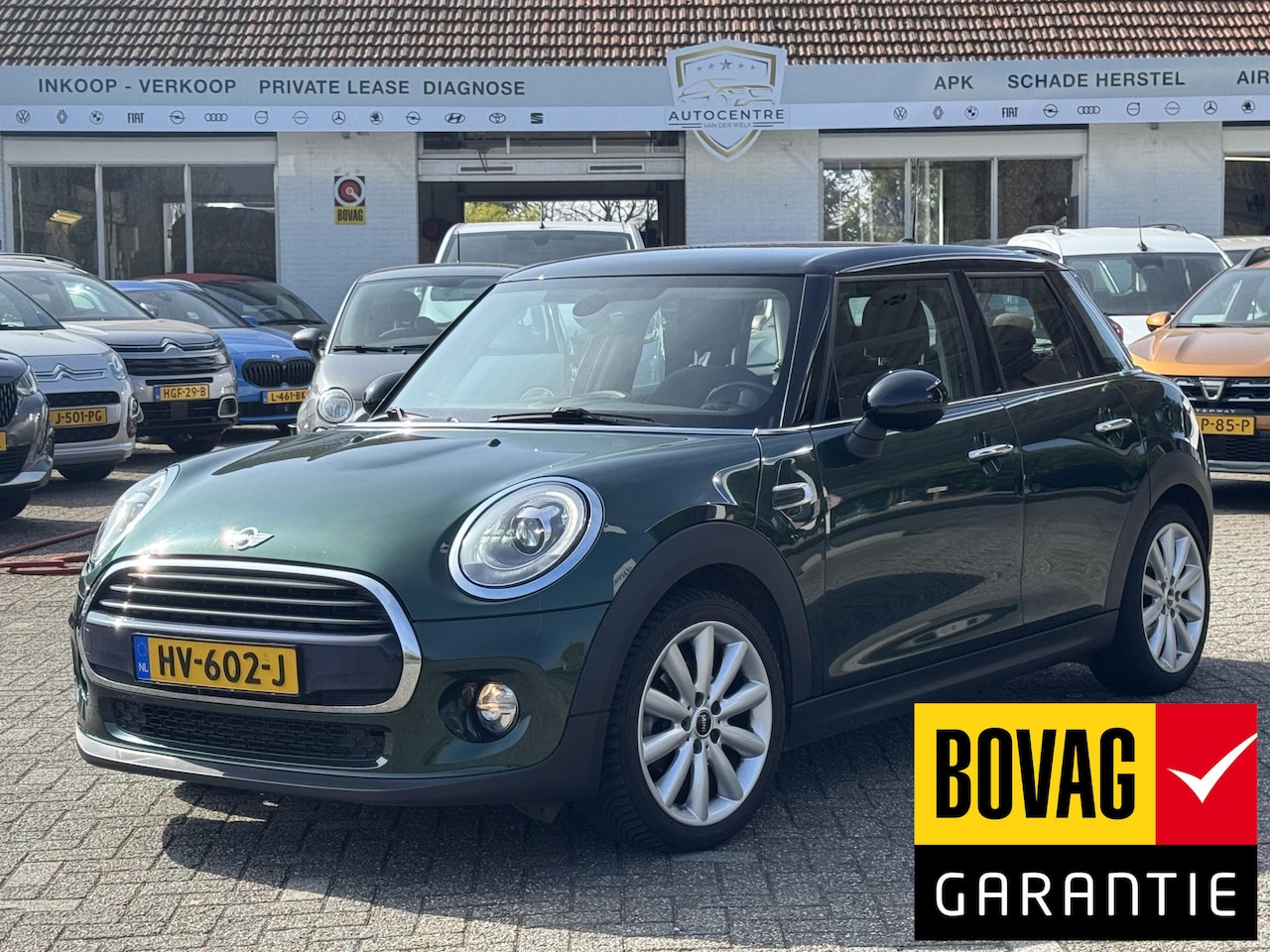 MINI Cooper - Mini 1.5 Business AUTOMAAT | NAVI | KLIMA ! - AutoWereld.nl